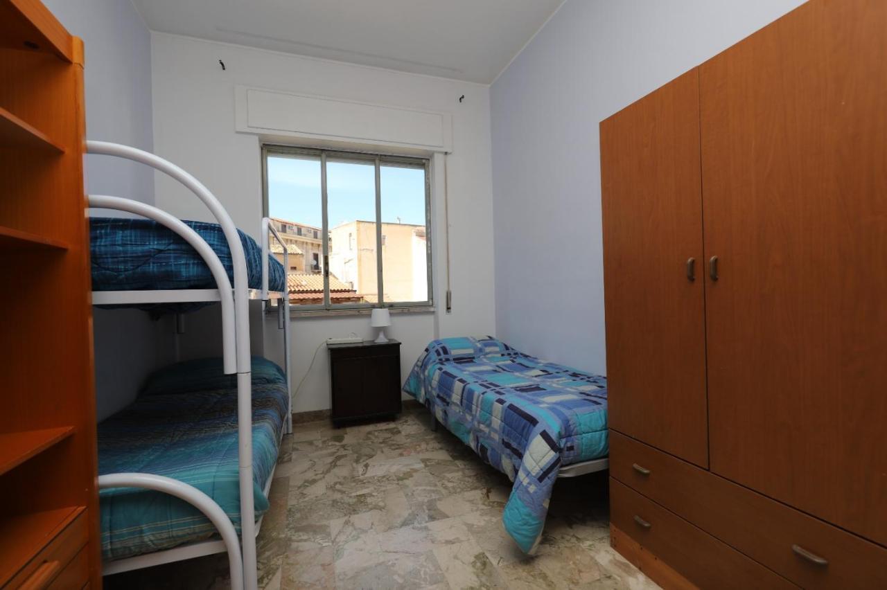Апартаменты Casa Studenti E Giovani Turisti Fkk - Giochi Di Societa Ed Intimo Party - Volontari Benvenuti Палермо Экстерьер фото